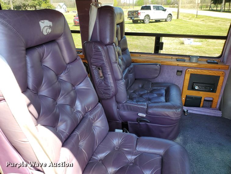 image for item GX9925 1999 GMC Savana G1500  van