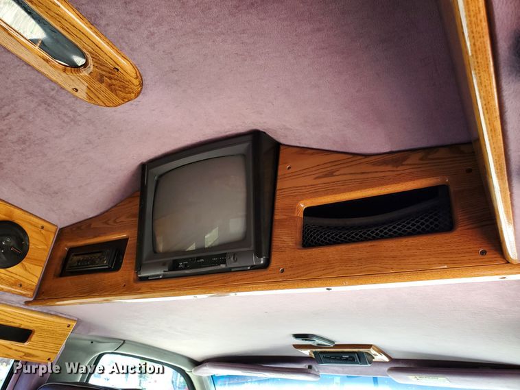 image for item GX9925 1999 GMC Savana G1500  van