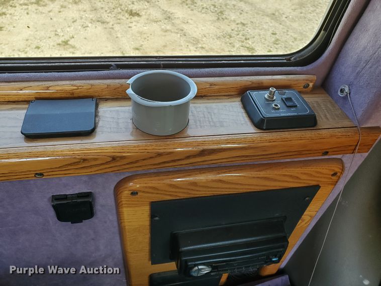 image for item GX9925 1999 GMC Savana G1500  van