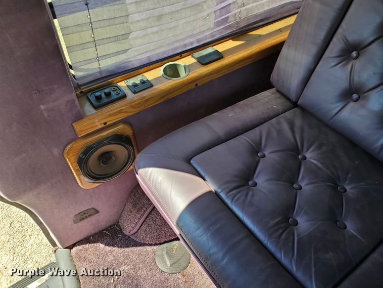 image for item GX9925 1999 GMC Savana G1500  van