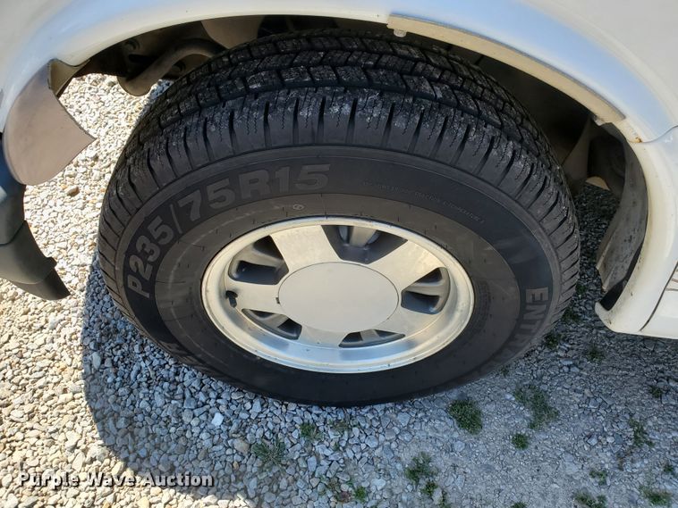 image for item GX9925 1999 GMC Savana G1500  van