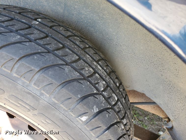 image for item GX9928 2000 Dodge Caravan  van