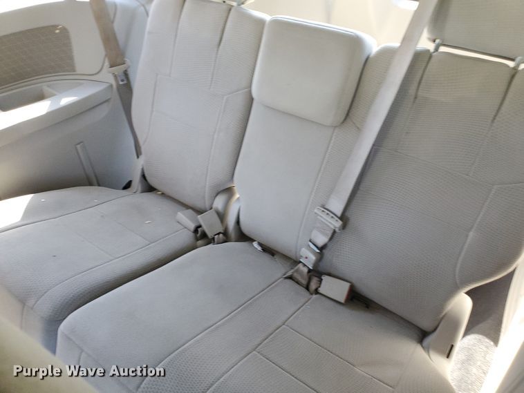 image for item GX9932 2012 Dodge Grand Caravan  van