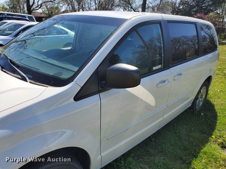 image for item GX9932 2012 Dodge Grand Caravan  van