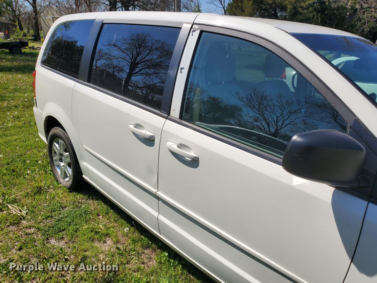 image for item GX9932 2012 Dodge Grand Caravan  van