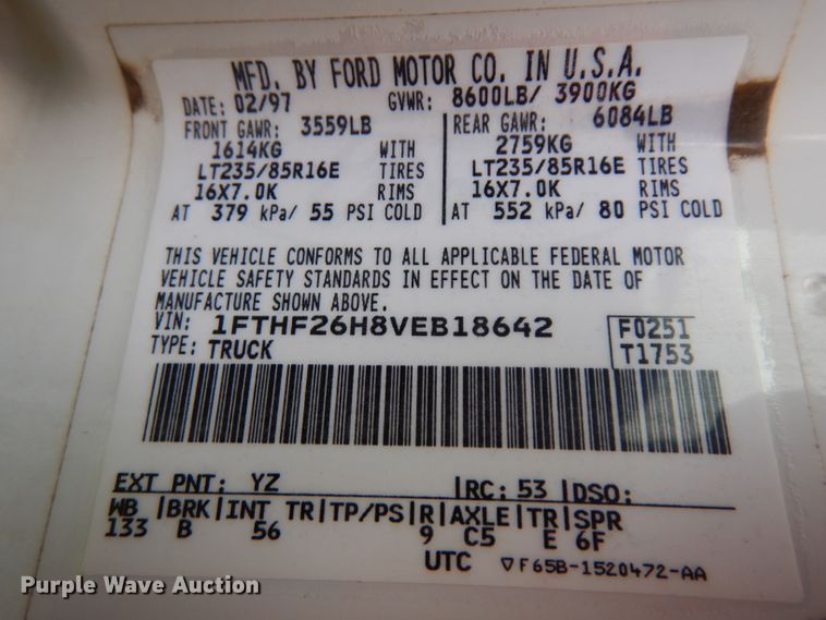 image for item GY9054 1997 Ford F250  flatbed pickup truck