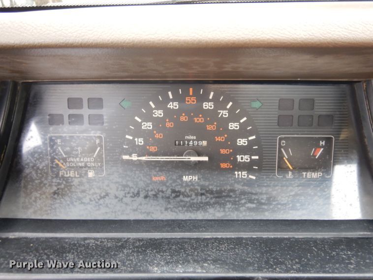 image for item GY9057 1989 Dodge Ram 50  pickup truck