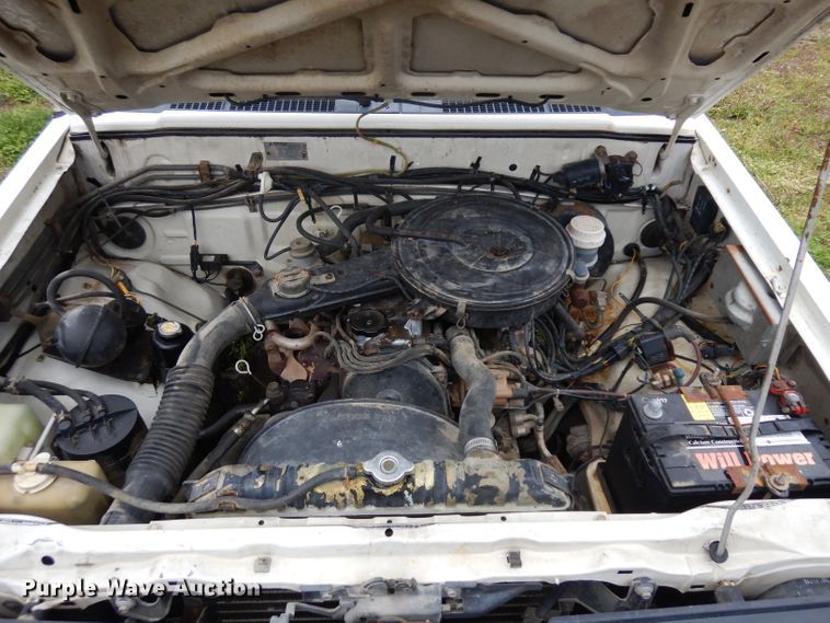 image for item GY9057 1989 Dodge Ram 50  pickup truck