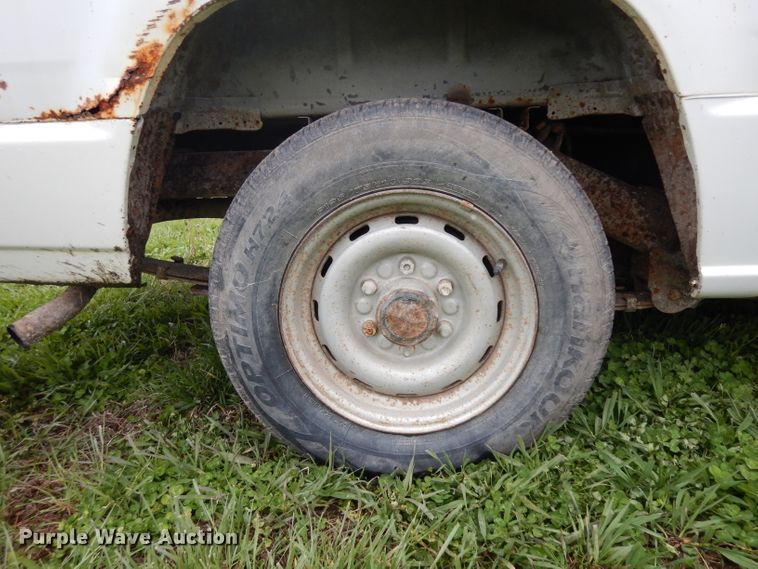 image for item GY9057 1989 Dodge Ram 50  pickup truck