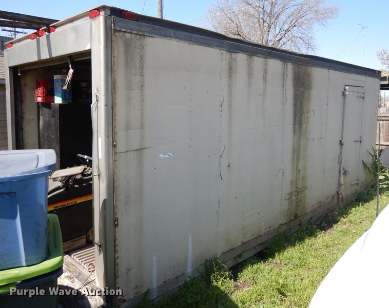 image for item GY9090 21'L x 8'W box bed