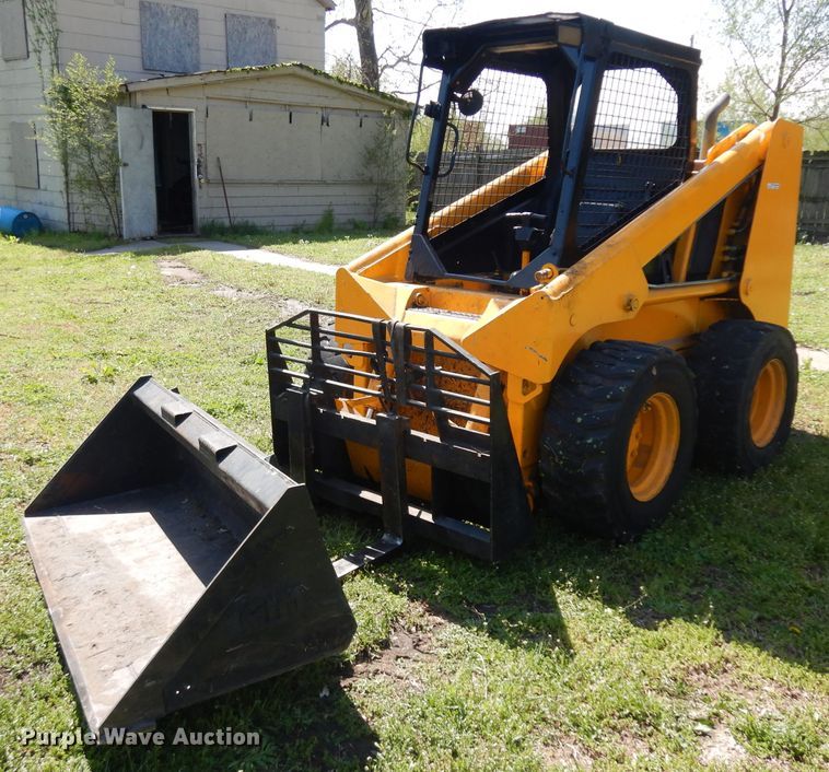image for item GY9095 1997 Mustang 2070  skid steer loader