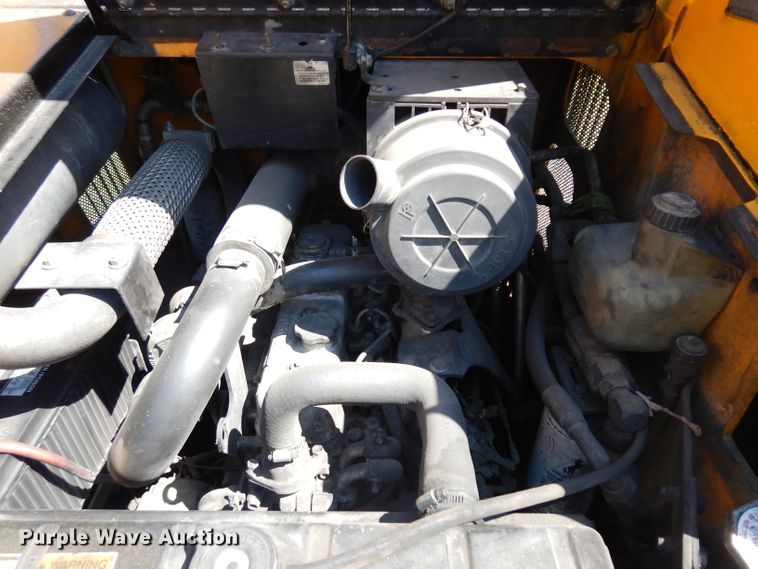 image for item GY9095 1997 Mustang 2070  skid steer loader