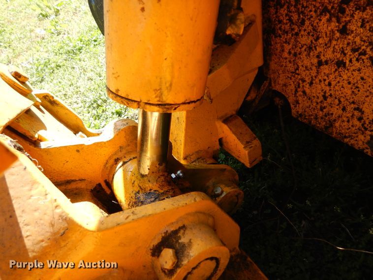 image for item GY9095 1997 Mustang 2070  skid steer loader