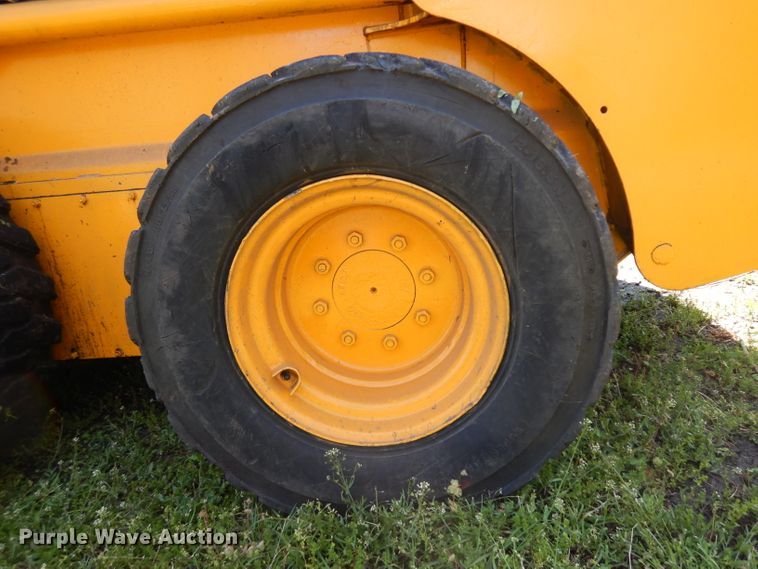 image for item GY9095 1997 Mustang 2070  skid steer loader