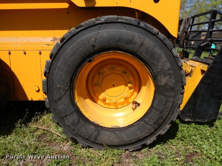 image for item GY9095 1997 Mustang 2070  skid steer loader