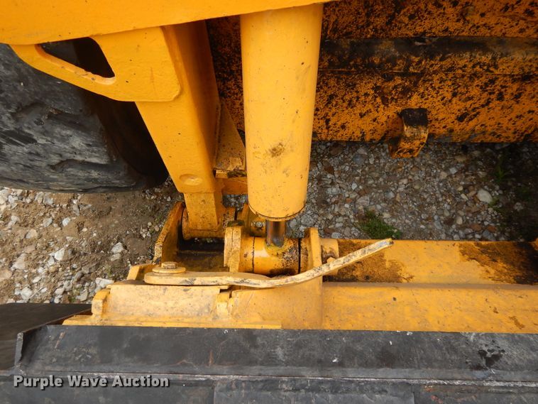 image for item GY9095 1997 Mustang 2070  skid steer loader