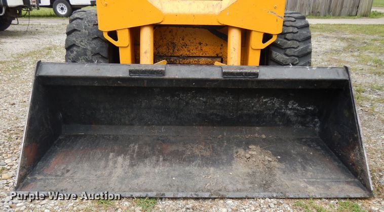 image for item GY9095 1997 Mustang 2070  skid steer loader