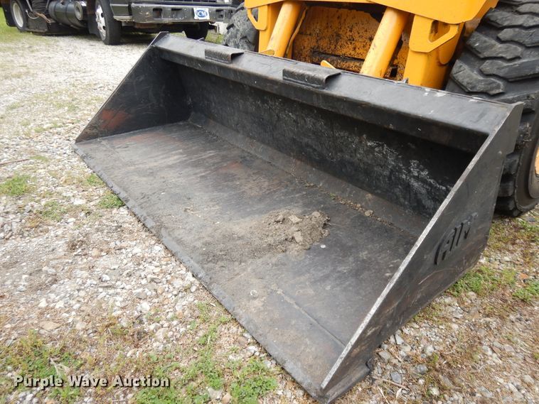 image for item GY9095 1997 Mustang 2070  skid steer loader