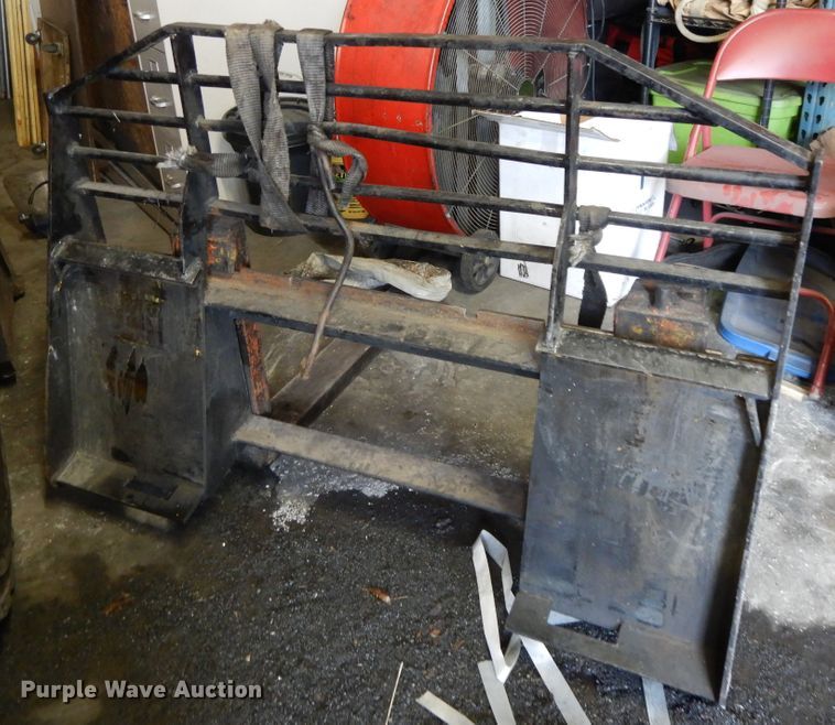 image for item GY9095 1997 Mustang 2070  skid steer loader