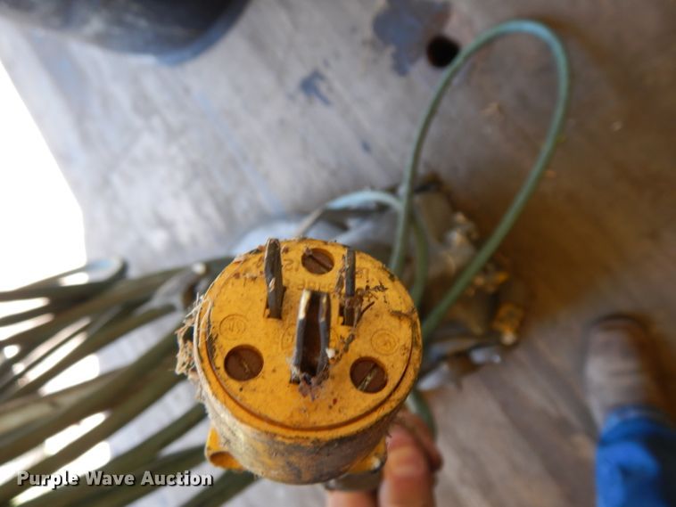 image for item GY9100 Hild floor buffer