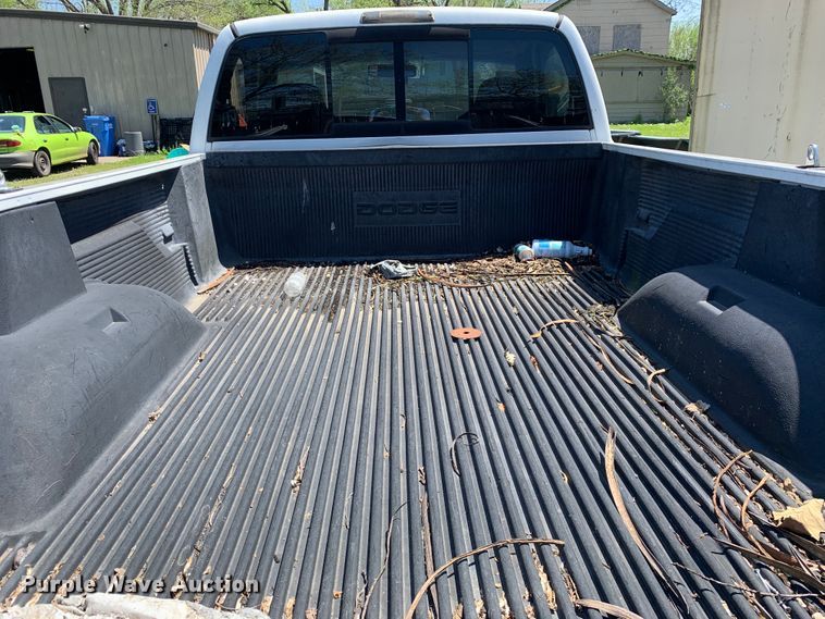 image for item GY9104 1998 Dodge Ram 1500  pickup truck