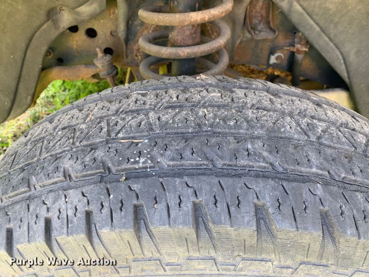 image for item GY9104 1998 Dodge Ram 1500  pickup truck