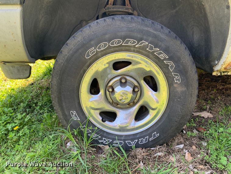 image for item GY9104 1998 Dodge Ram 1500  pickup truck