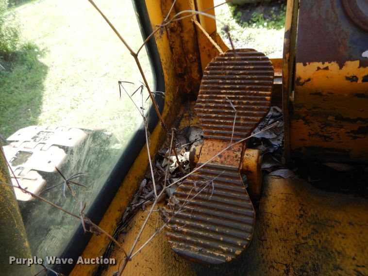 image for item GY9106 John Deere 690 excavator