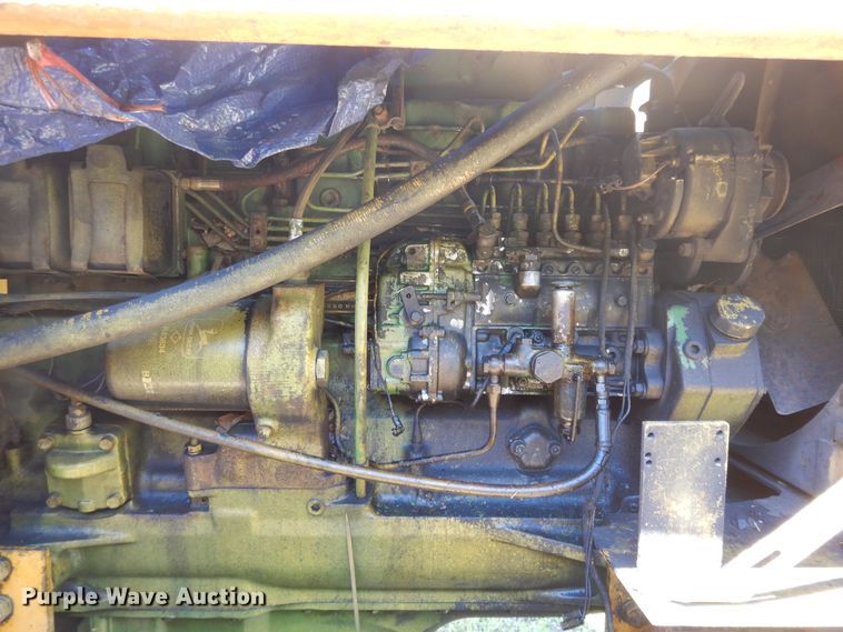 image for item GY9106 John Deere 690 excavator