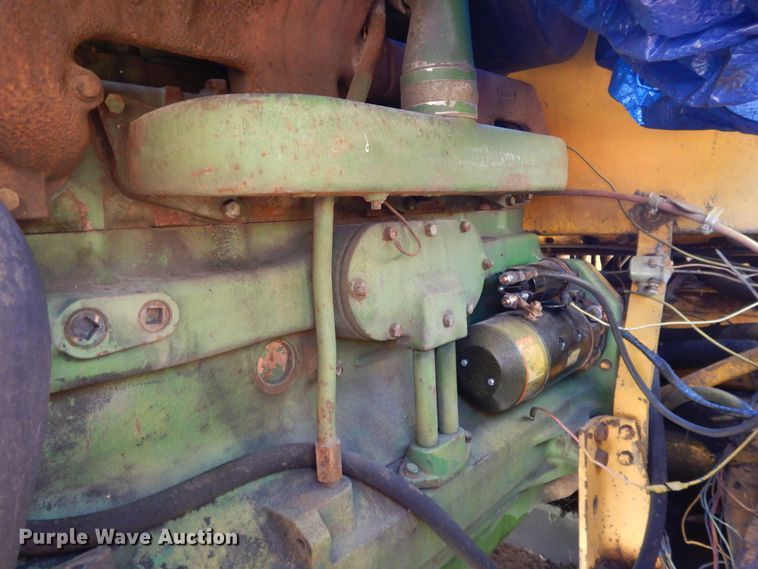 image for item GY9106 John Deere 690 excavator