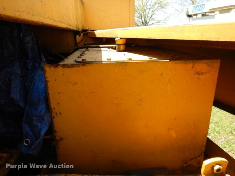 image for item GY9106 John Deere 690 excavator