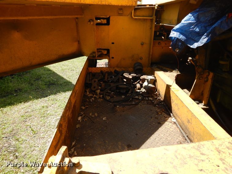 image for item GY9106 John Deere 690 excavator