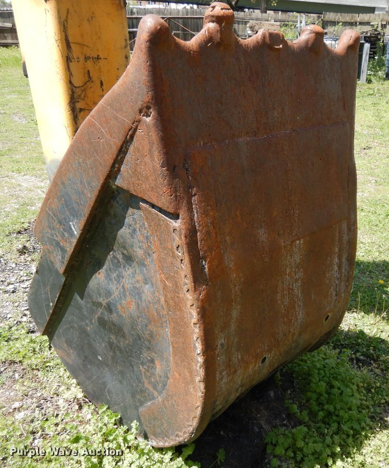 image for item GY9106 John Deere 690 excavator