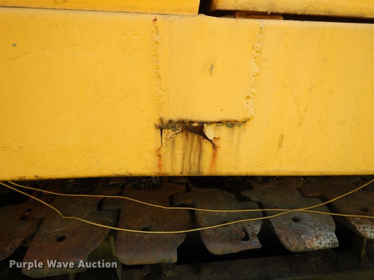 image for item GY9106 John Deere 690 excavator