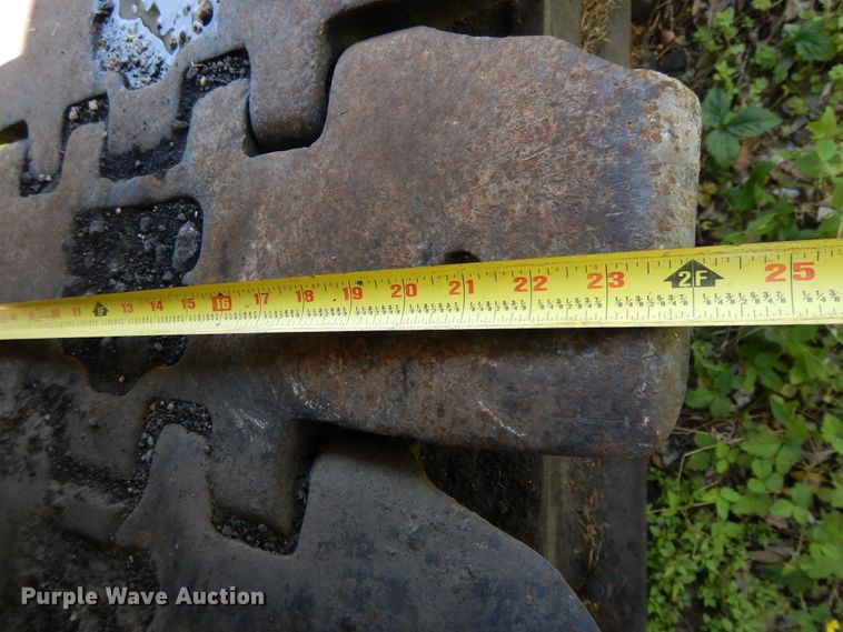 image for item GY9106 John Deere 690 excavator