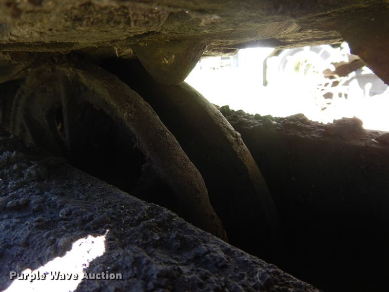 image for item GY9106 John Deere 690 excavator