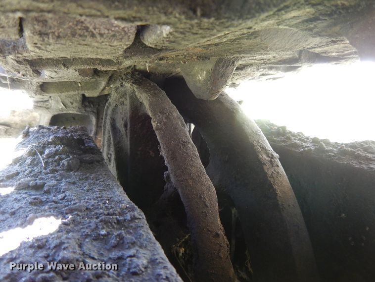 image for item GY9106 John Deere 690 excavator