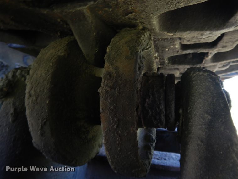 image for item GY9106 John Deere 690 excavator