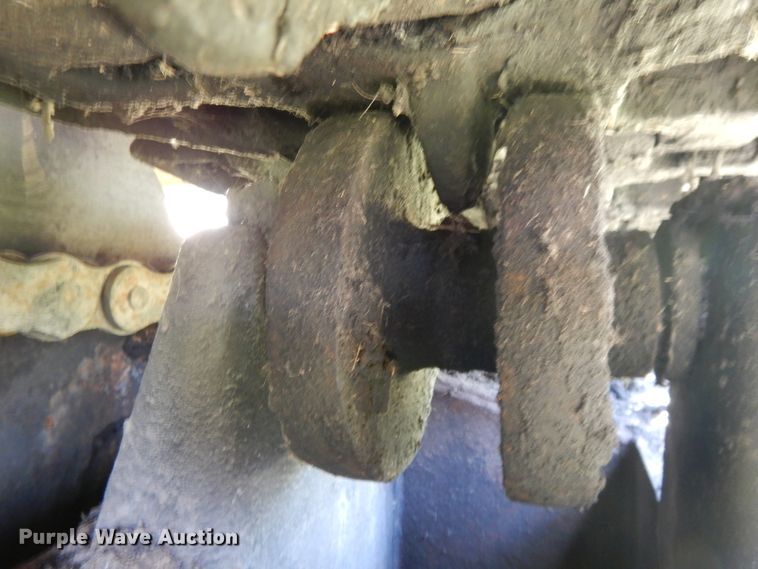 image for item GY9106 John Deere 690 excavator