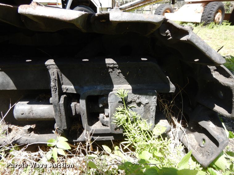 image for item GY9106 John Deere 690 excavator