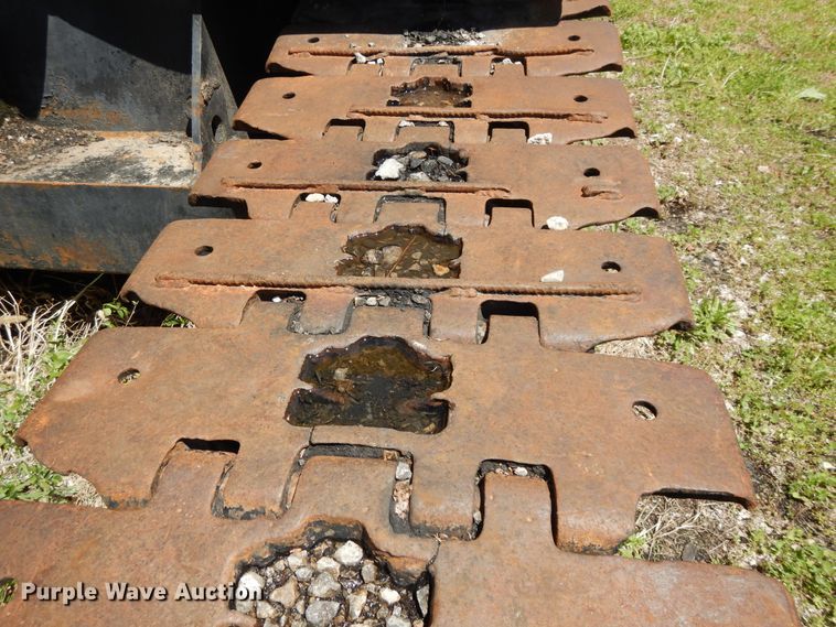 image for item GY9106 John Deere 690 excavator