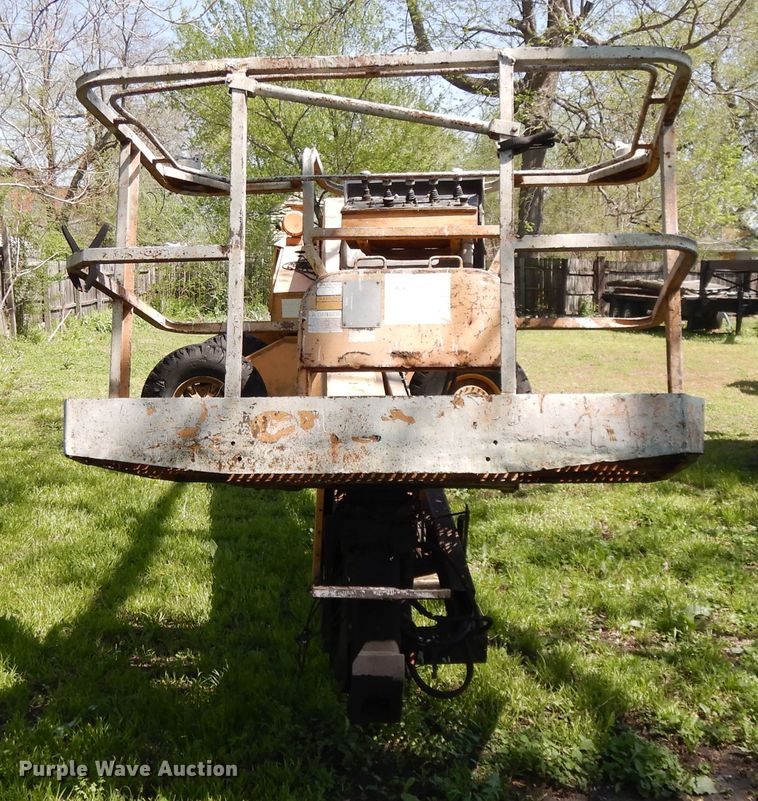 image for item GY9108 Grove MZ90  boom lift