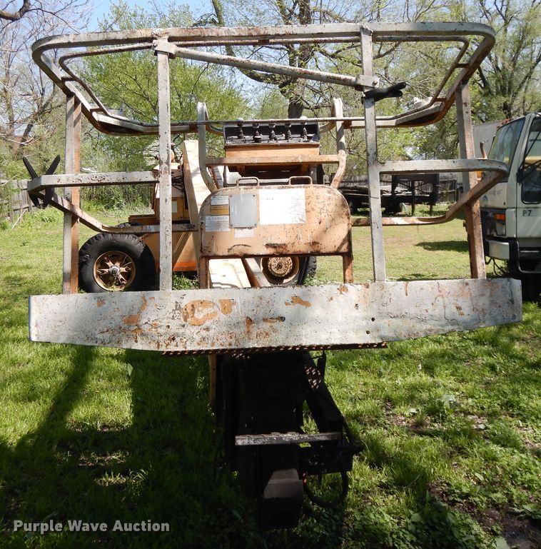 image for item GY9108 Grove MZ90  boom lift