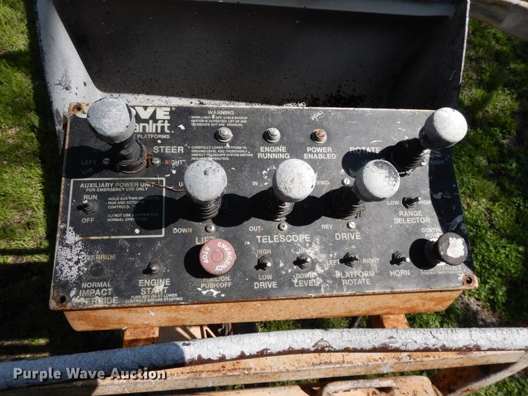 image for item GY9108 Grove MZ90  boom lift