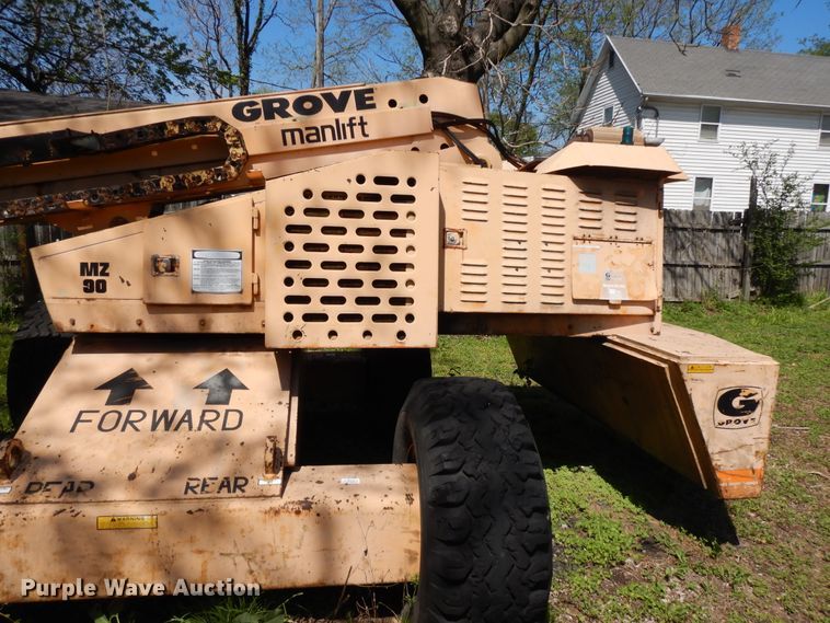 image for item GY9108 Grove MZ90  boom lift