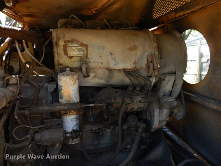 image for item GY9108 Grove MZ90  boom lift