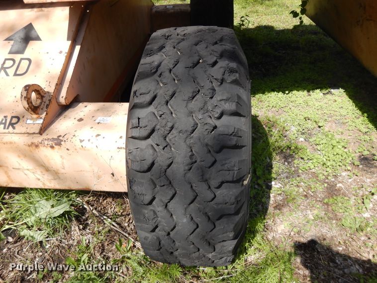 image for item GY9108 Grove MZ90  boom lift