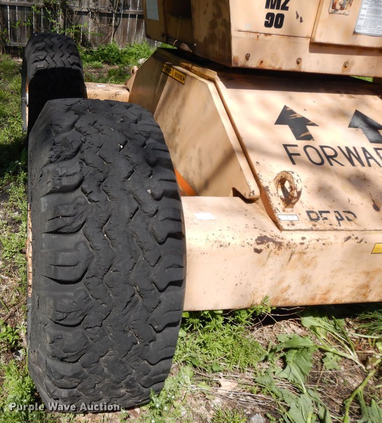 image for item GY9108 Grove MZ90  boom lift