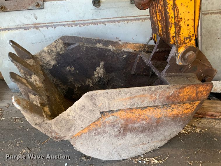 image for item GY9115 Skid steer excavator attachment