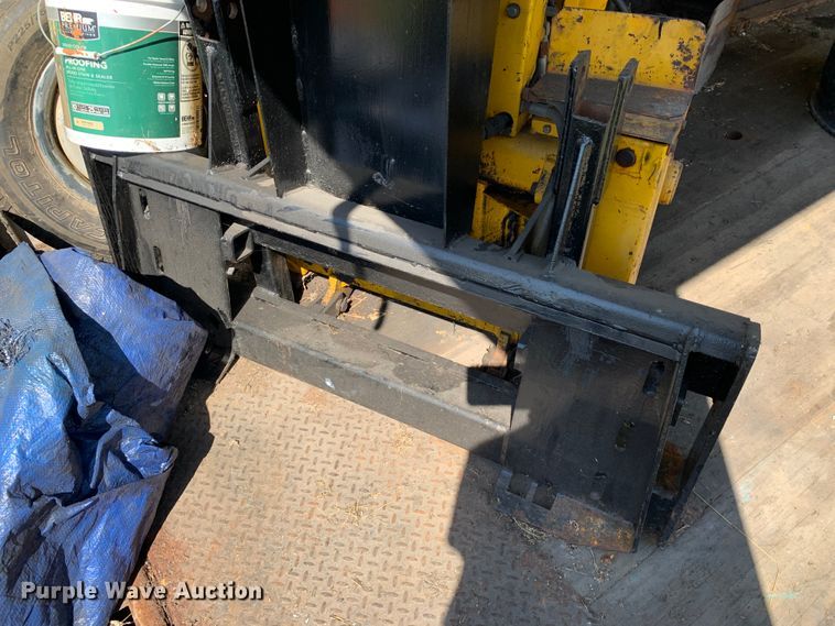 image for item GY9115 Skid steer excavator attachment